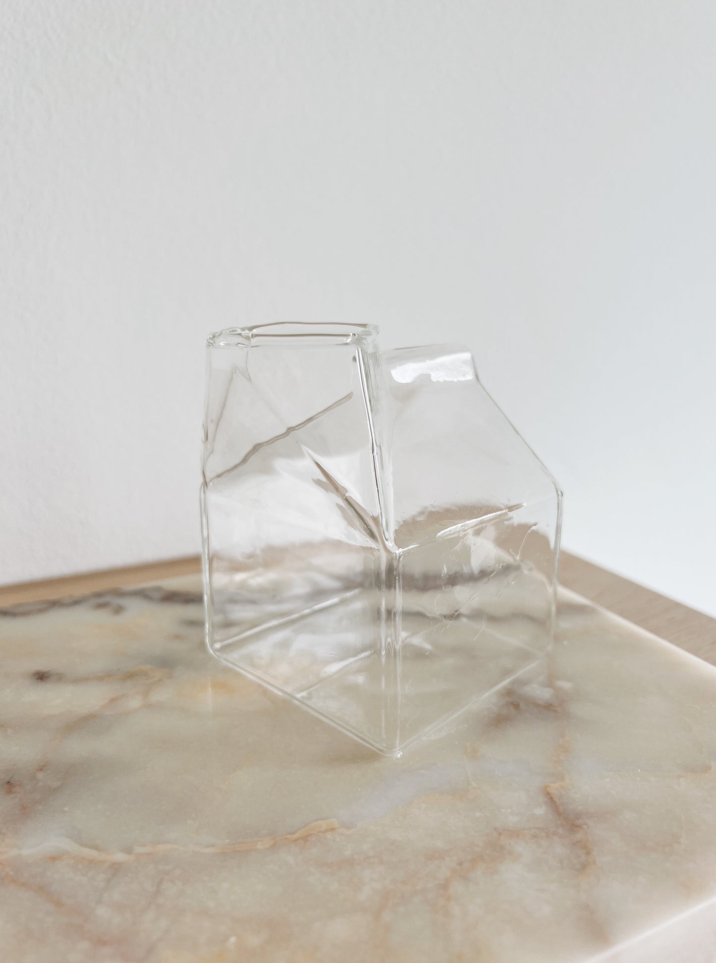 MILCHKANNE AUS GLAS